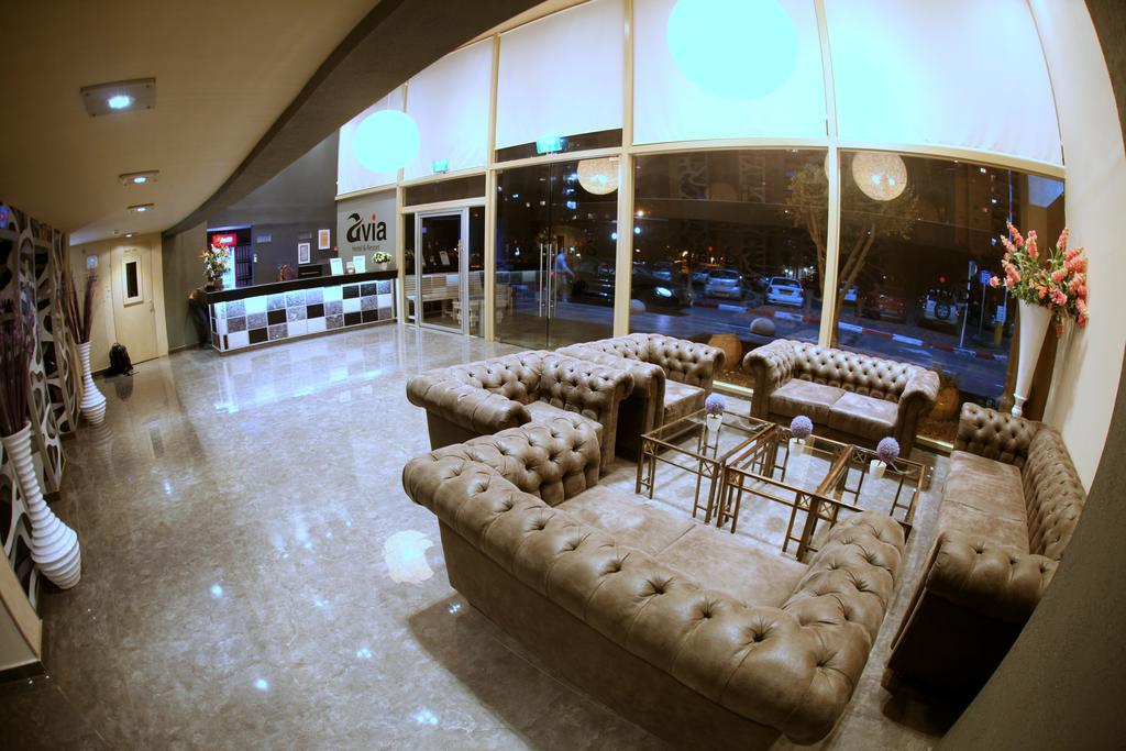Avia Hotel & Resort Yehud-Monosson Exterior photo